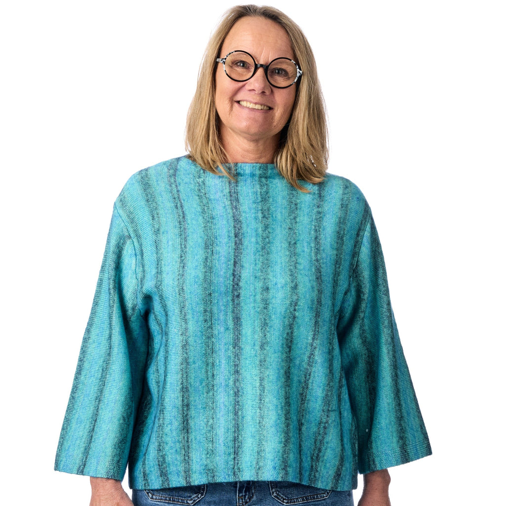 Mjuk stickad tröja i akvarellfärger från Signature