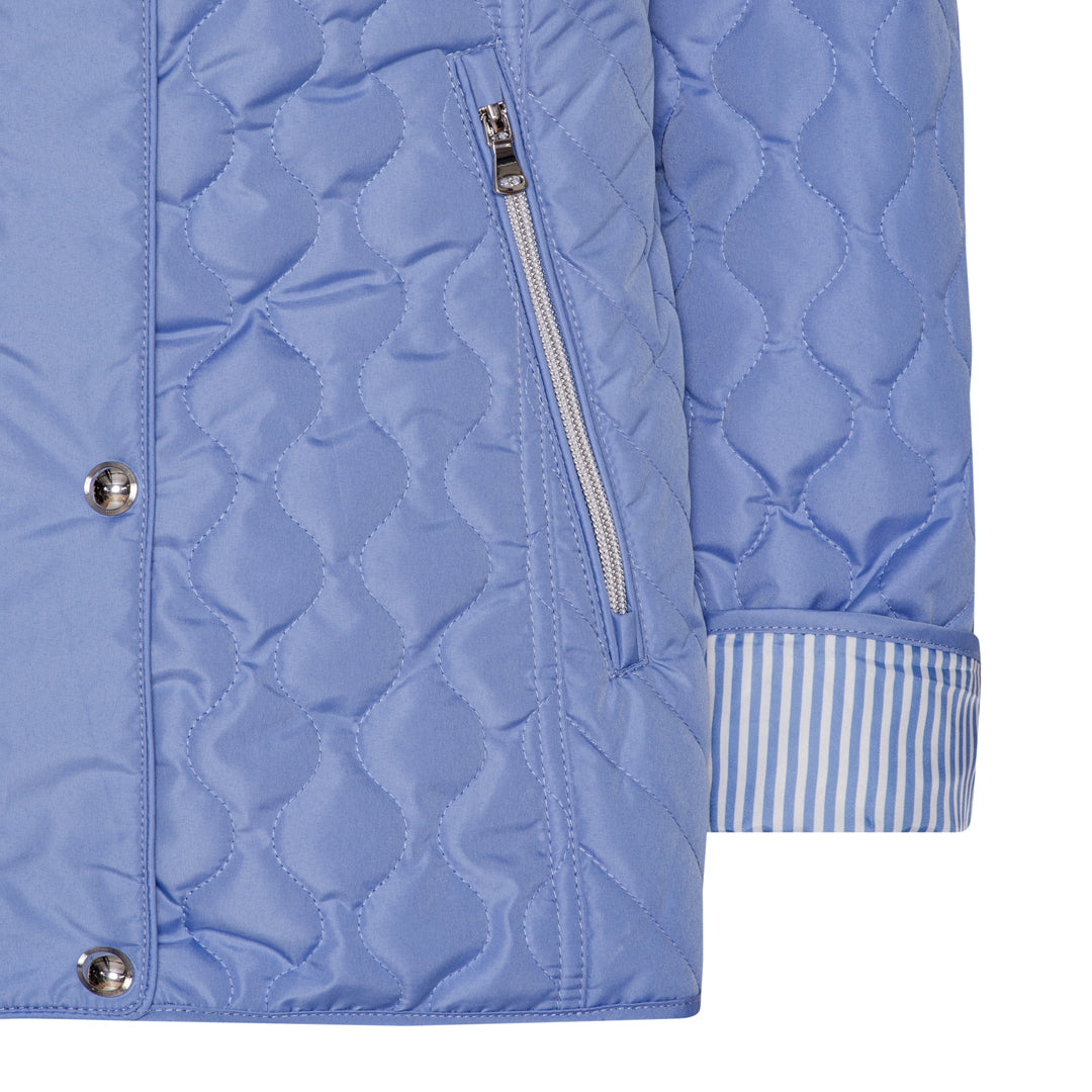 Quiltad övergångsjacka från Tatina