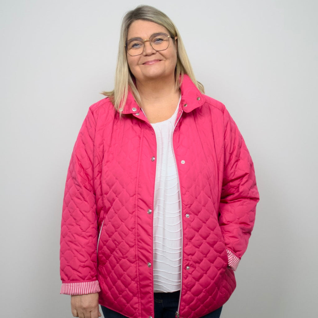 Quiltad övergångsjacka från Tatina